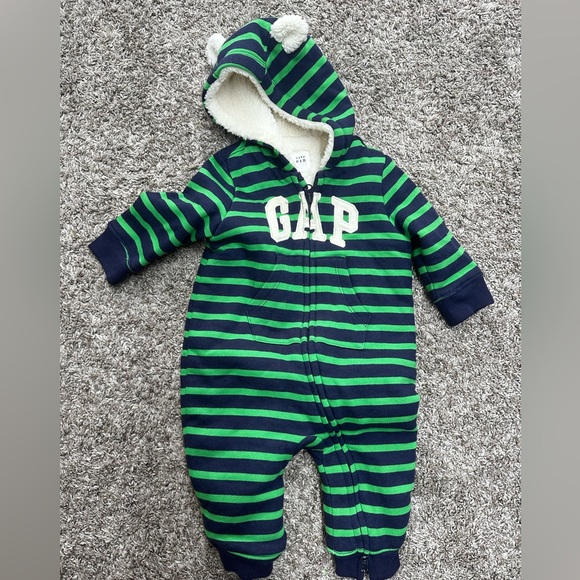Baby Gap Sherpa-Linedd Hooded One Piece - Picture 2 of 2